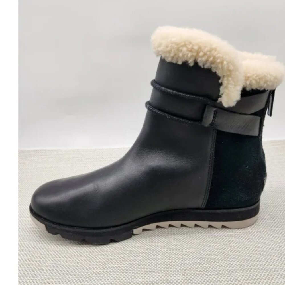 Sorel Harlow Cozy Size 8 Waterproof Ankle Bootie Black Noir color. - Picture 5 of 16
